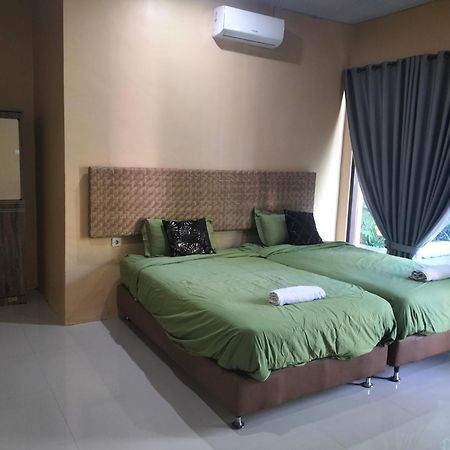Villa Il Nido Batulayar Lajor Phòng bức ảnh